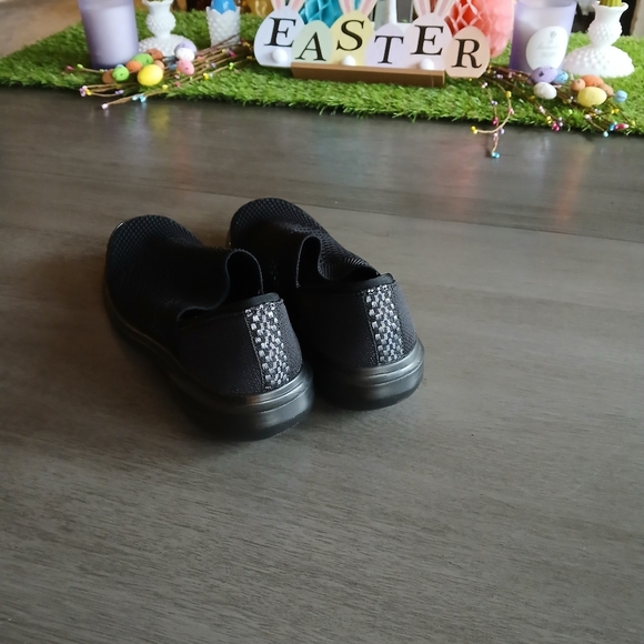 Bzees Womans Nwot Size 7.5 - Picture 4 of 6